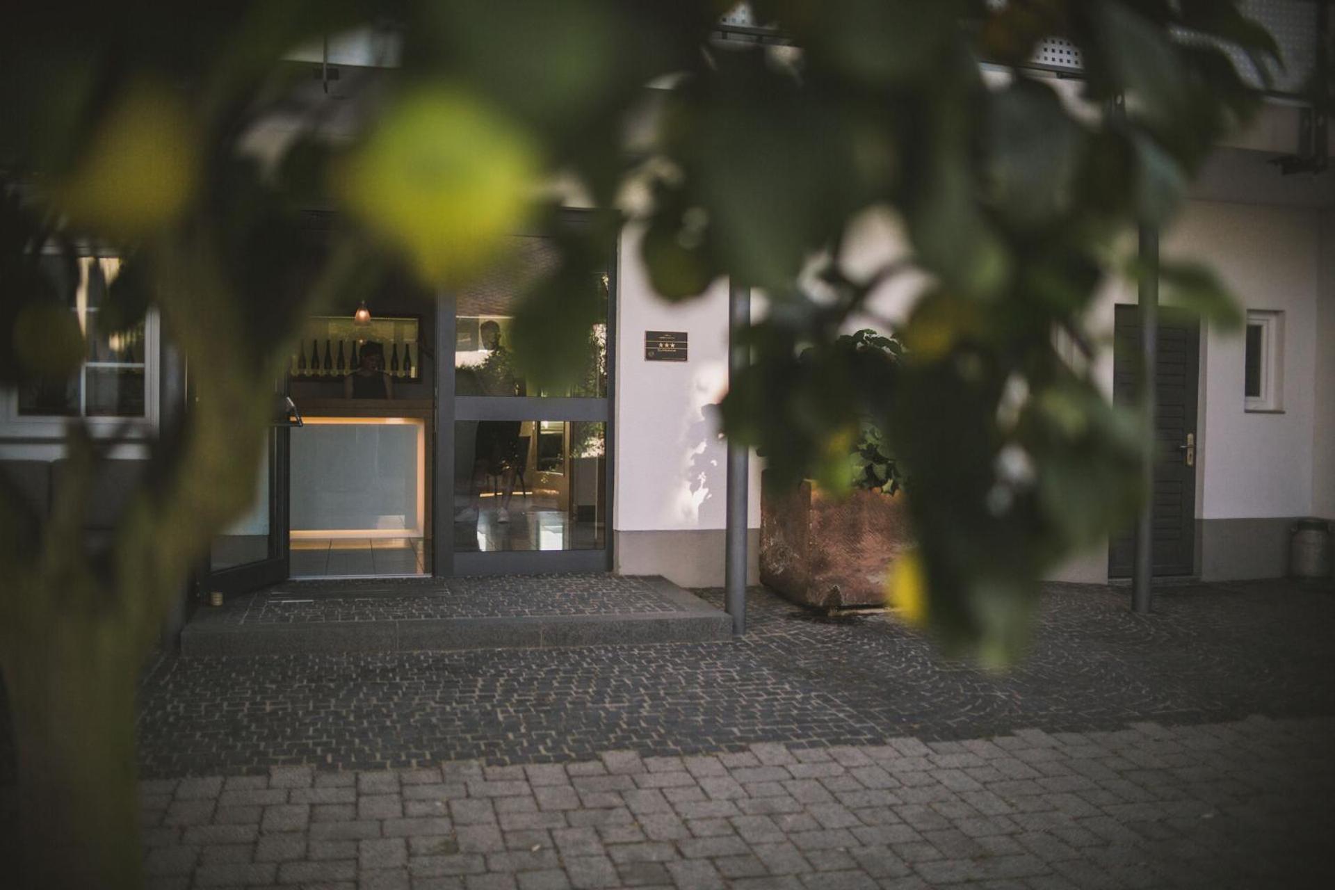 Weingut Gehlen-Cornelius Hotell Brauneberg Eksteriør bilde